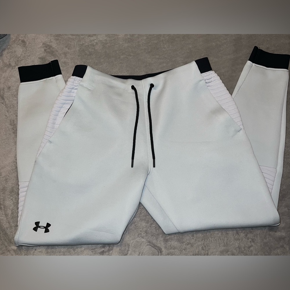 Under Armour light blue/grey sweats, jogger like, still in new like condition